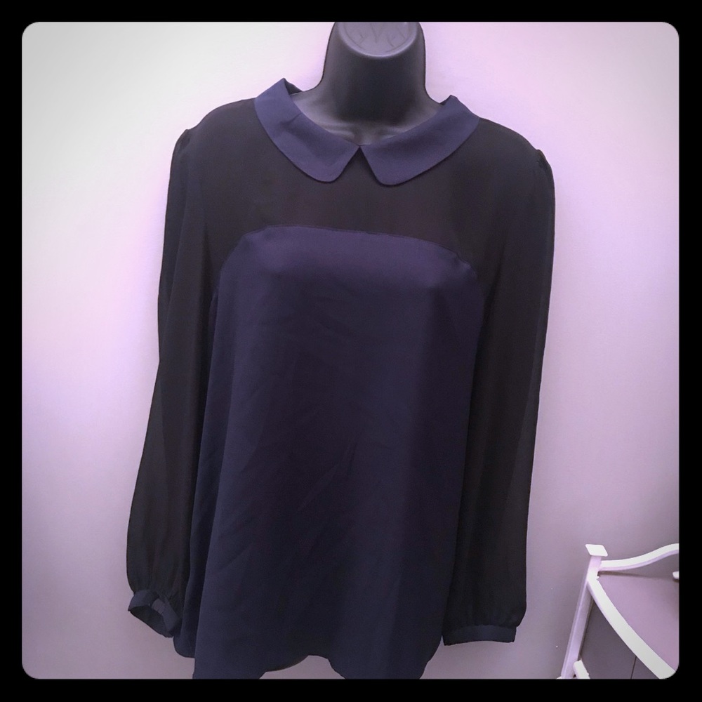 Chiffon top with Peter Pan collar and sheer sleeve